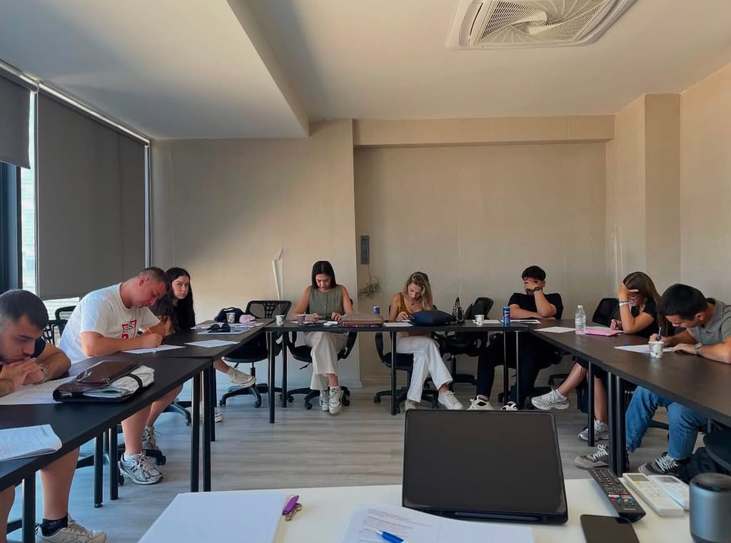 FLAT & PIE Academy öğrencileri