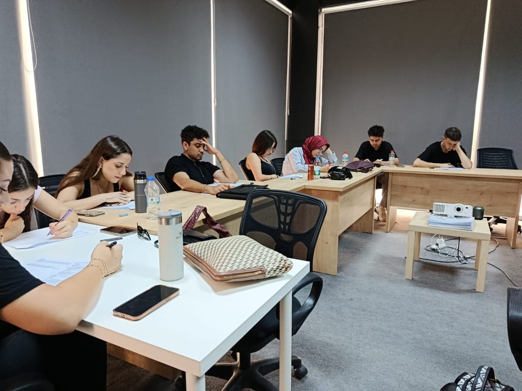 FLAT & PIE Academy öğrencileri